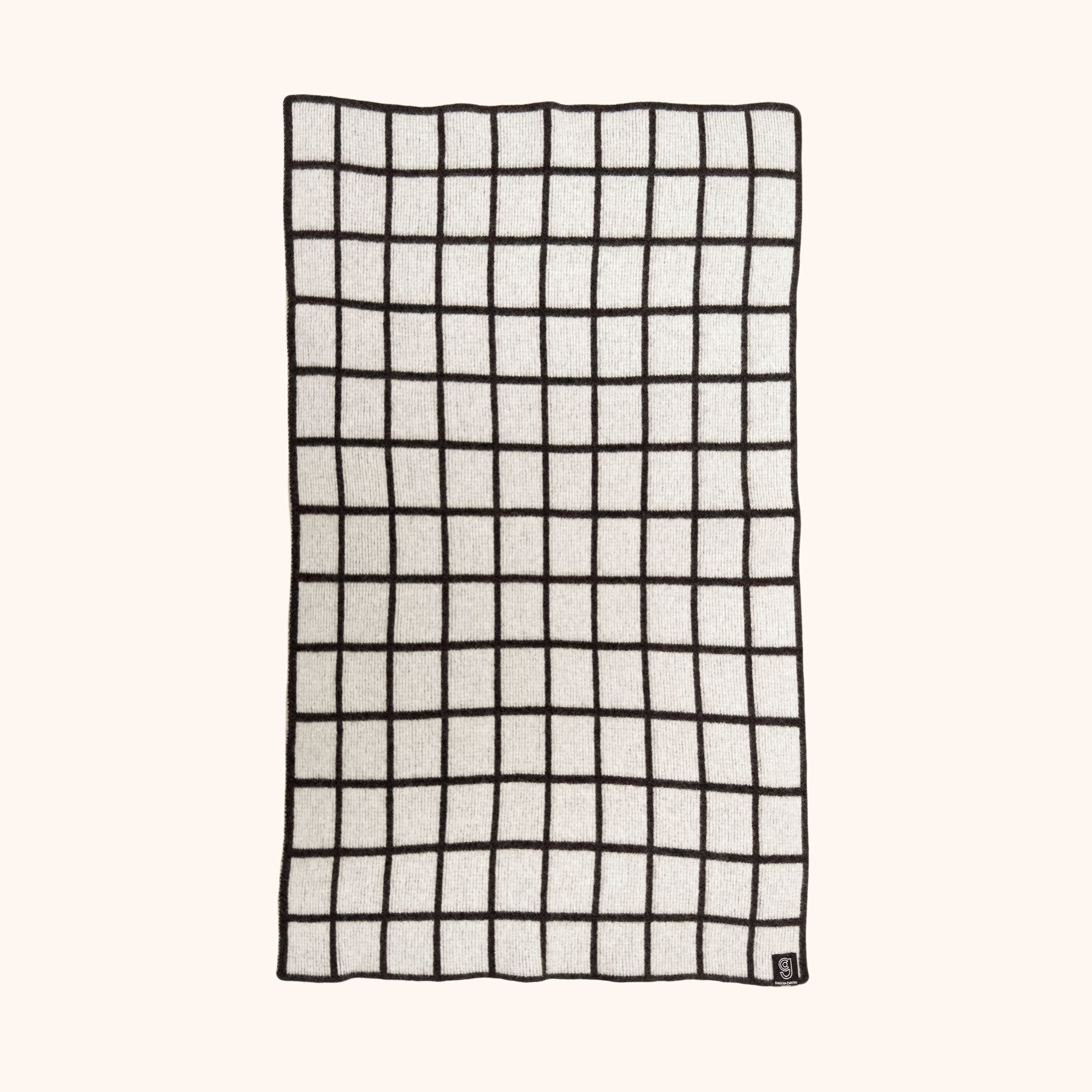 GRID BABY BLANKET IN GREY AND GREY