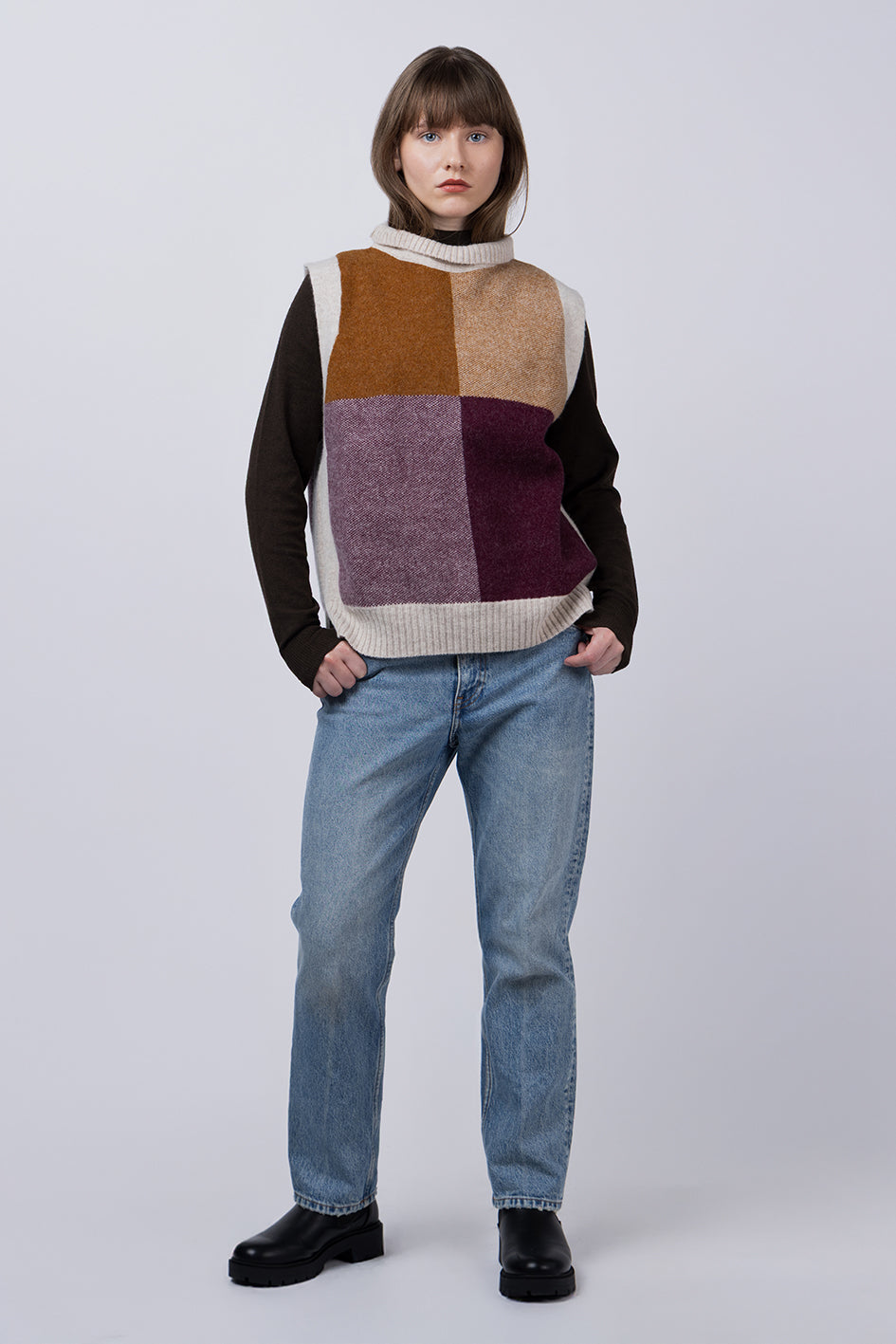 COLOURBLOCK VEST - CREAM