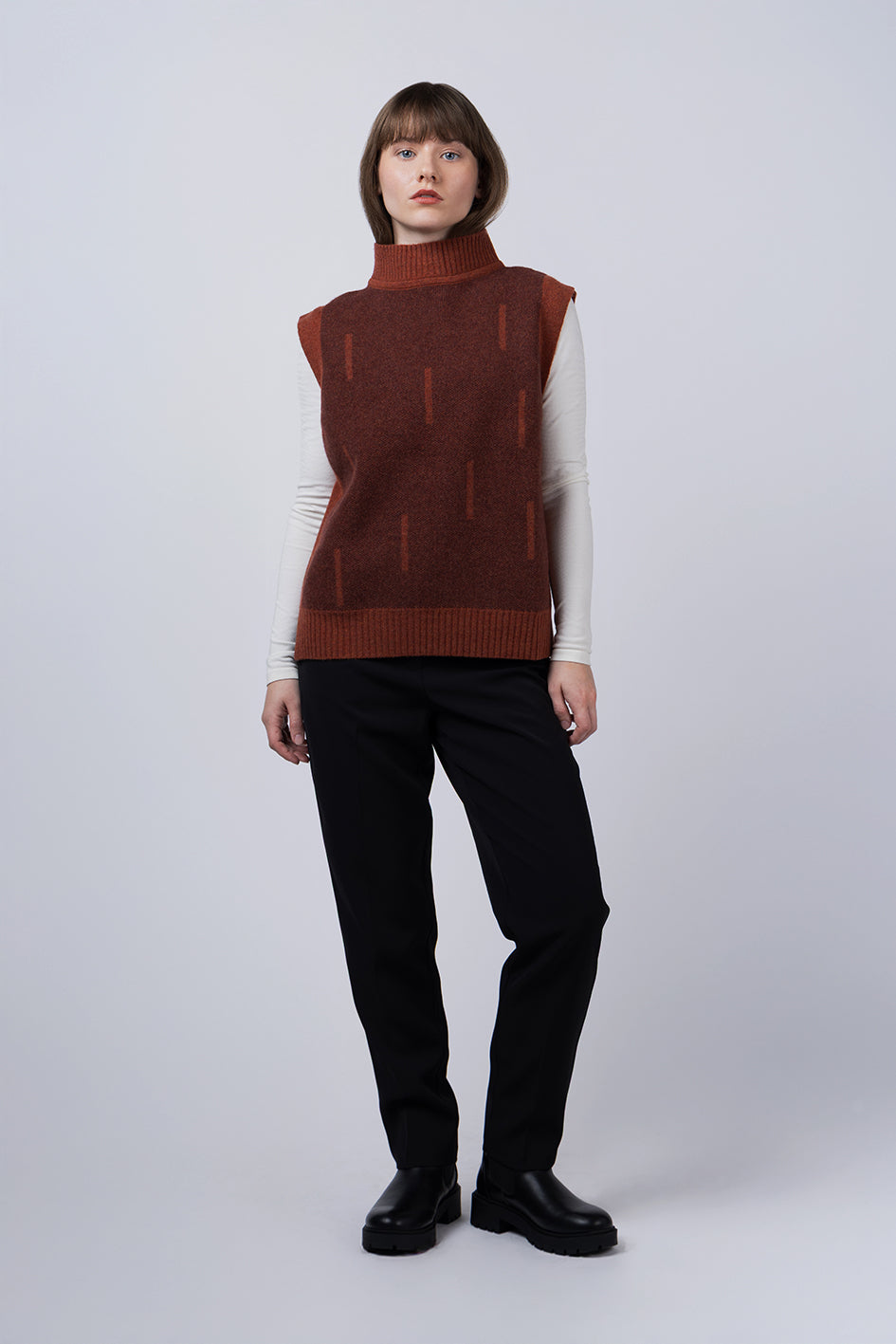 DASH VEST - RUST / UMBER