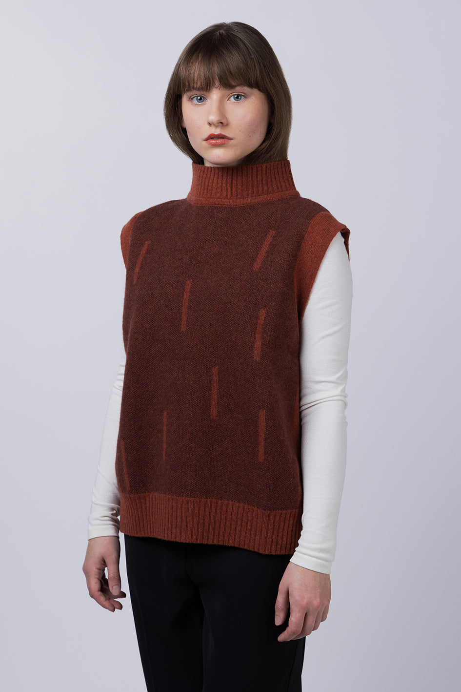 DASH VEST - RUST / UMBER