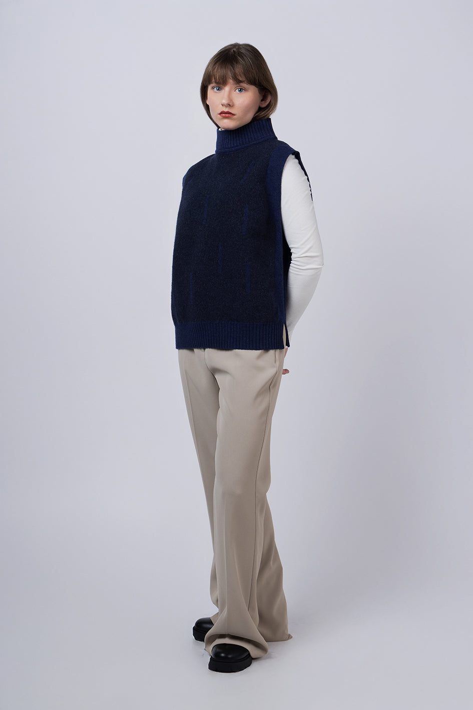 DASH VEST - NAVY / CHARCOAL