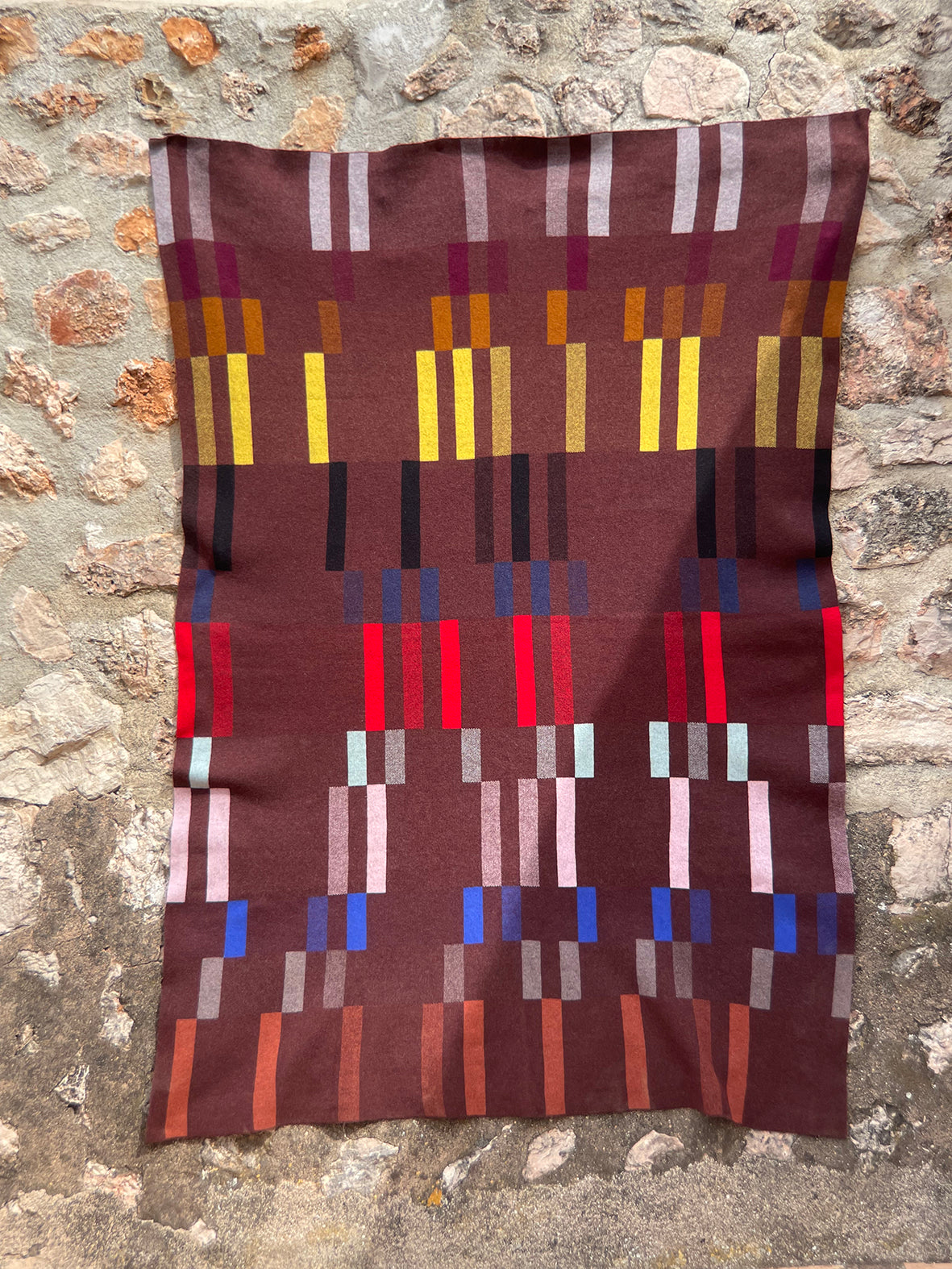 ALBERS THROW - BROWN