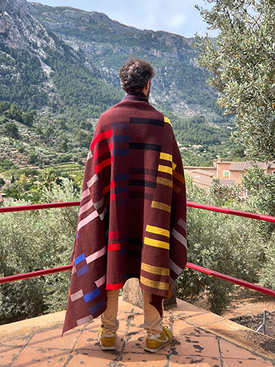 ALBERS THROW - BROWN