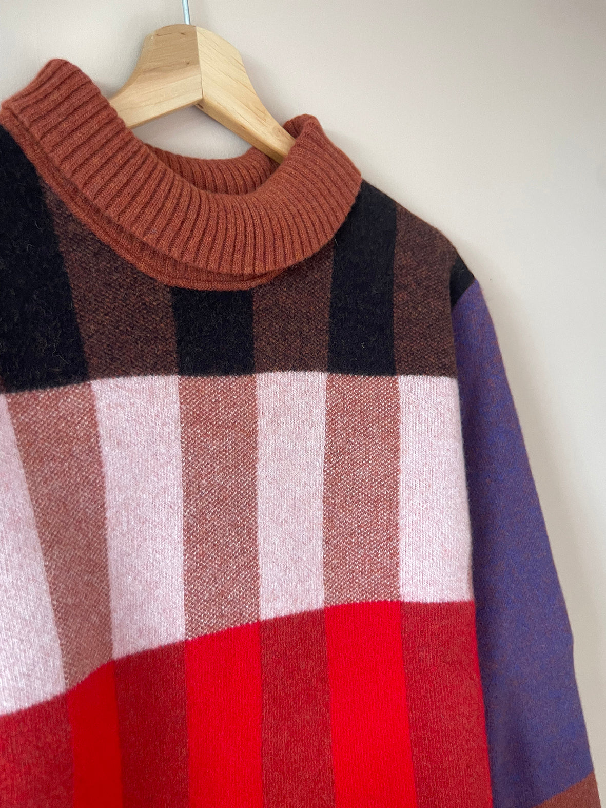 CHEQUER JUMPER - RUST