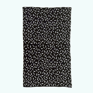 DASH BABY BLANKET IN BLACK AND WHITE