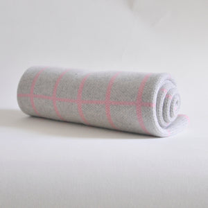 GRID BABY BLANKET IN GREY AND PINK
